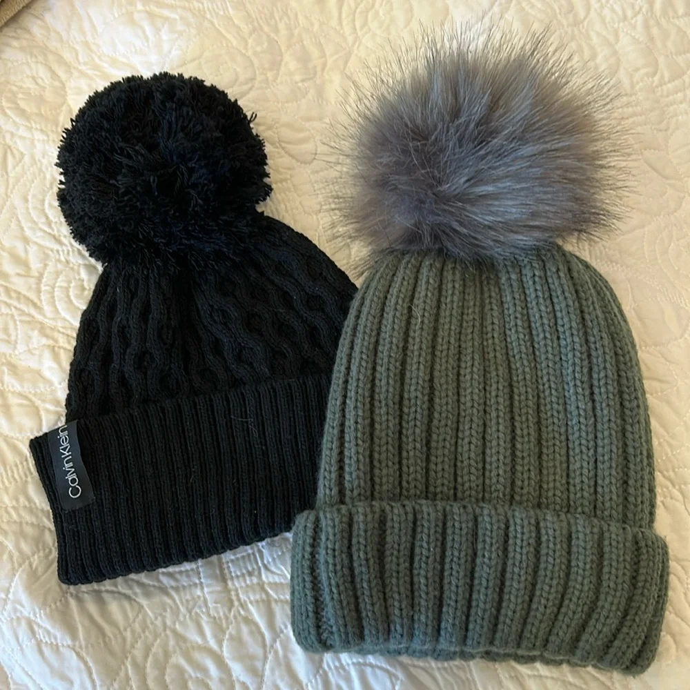 2 NWOT Women’s Knit Hats - Picture 1 of 7
